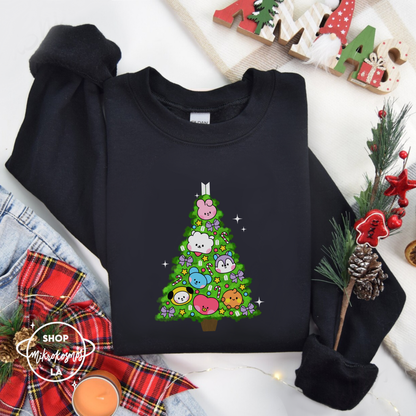 BT21 Christmas tree Crewneck